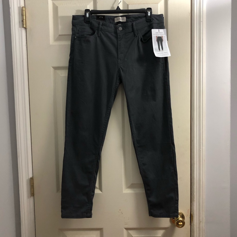 2/$10 CK skinny ankle jeans 26” inseam